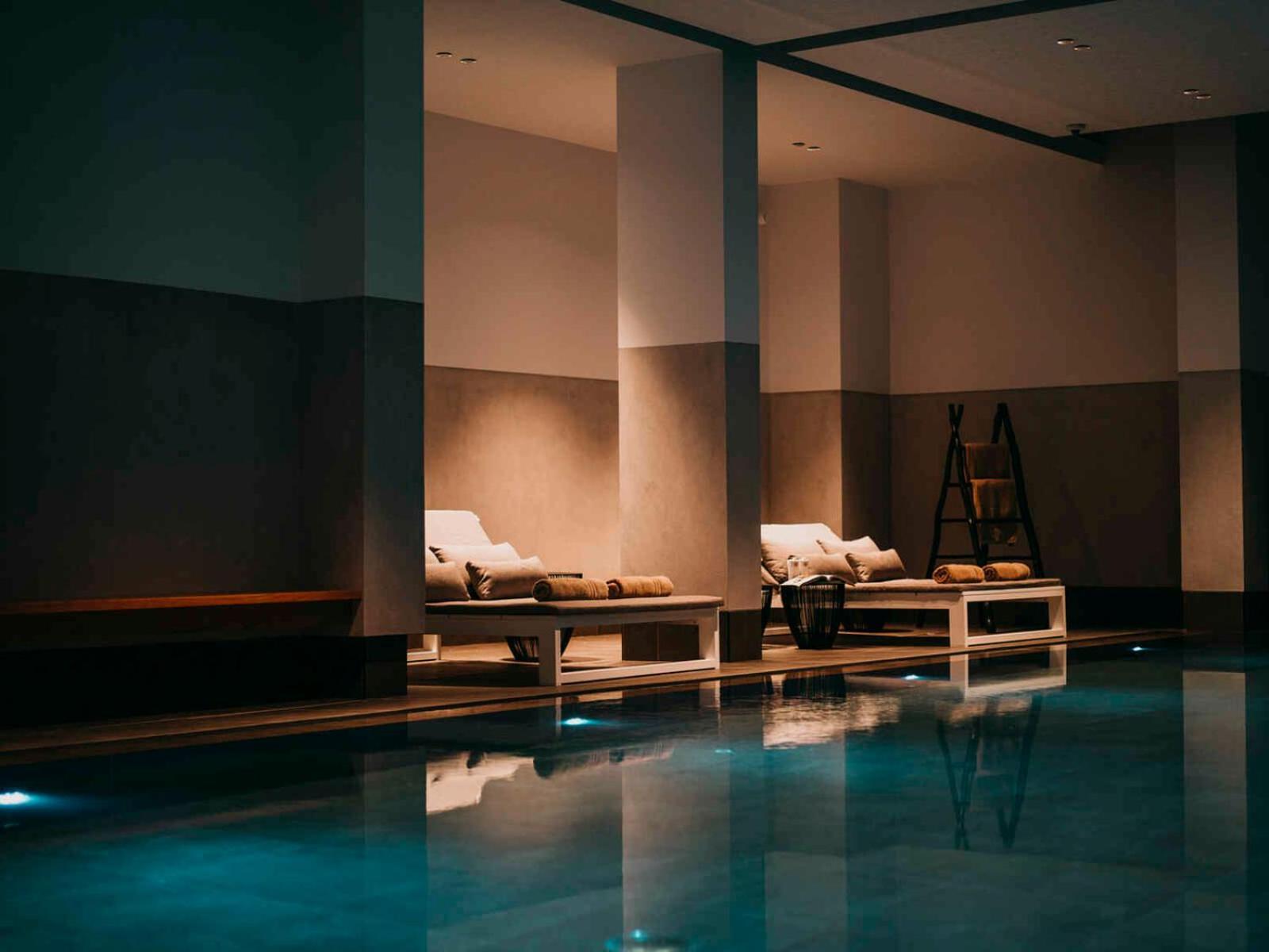 Residentie Strandhotel - With Service And Wellness 4*
