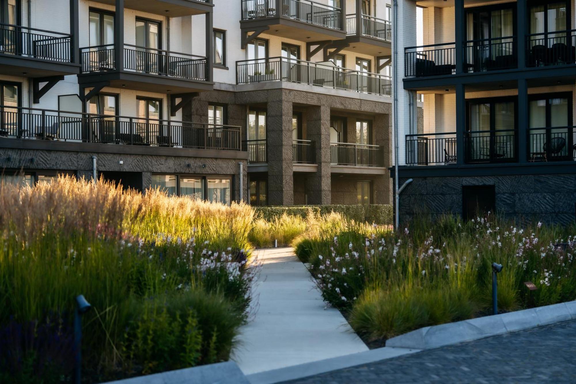 Appartement Residentie Strandhotel - With Service And Wellness 4*